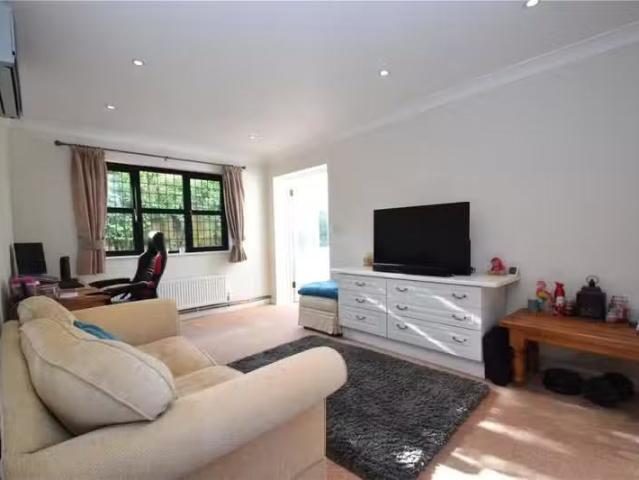House for rent in Chipping Hill, Essex