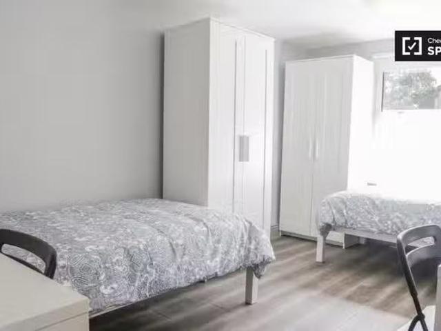 House to rent in Bluebell, North Tipperary