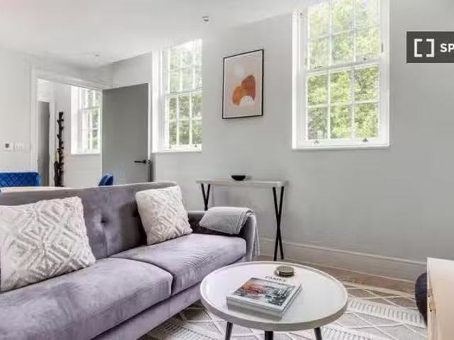 Apartment for rent in Kennington, Greater London