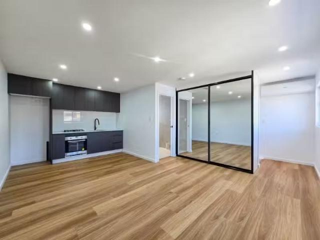 Apartment for rent in Denham Court, Sydney