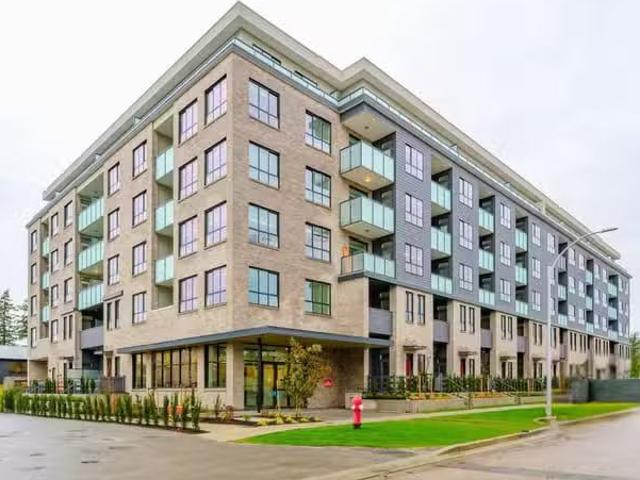 Apartment for rent in Surrey, British Columbia