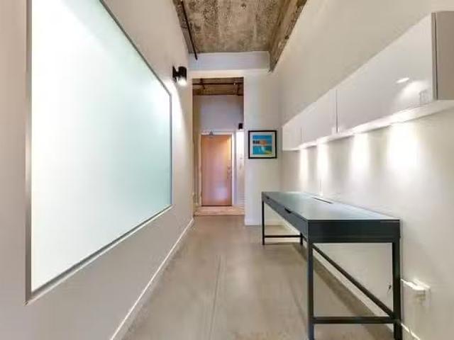 Apartment for rent in Vancouver, British Columbia