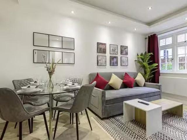 Apartment for rent in Cargate, Aldershot