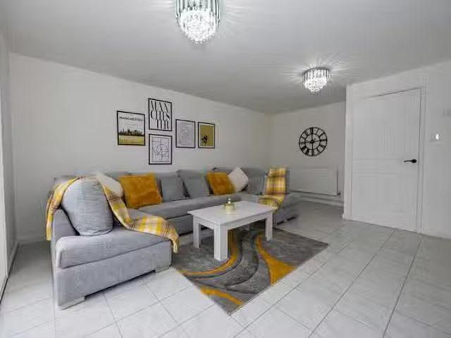 Apartment for rent in Ordsall, Salford