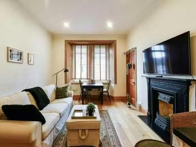 Apartment for rent in Lorne, Leith