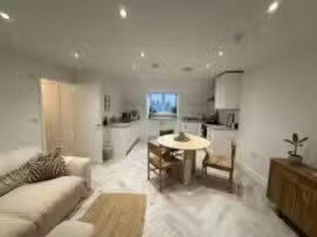Apartment for rent in Gun Hill Park, Aldershot