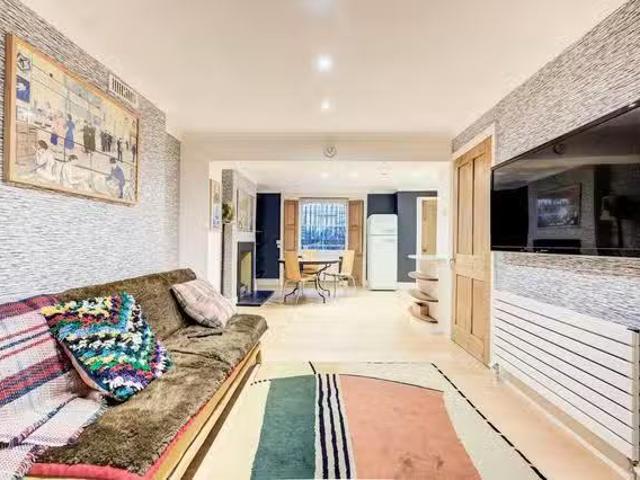 Apartment for rent in Kennington, Greater London