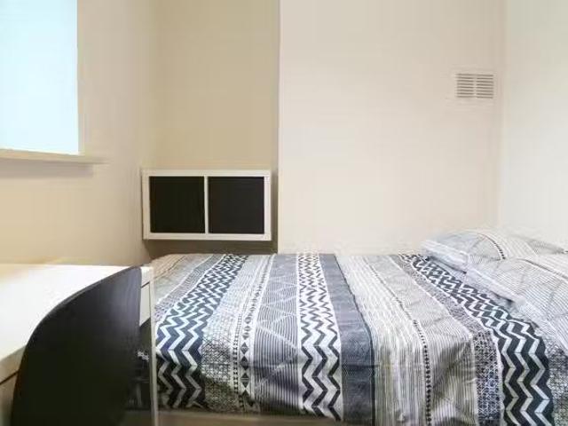 House to rent in Bluebell, North Tipperary