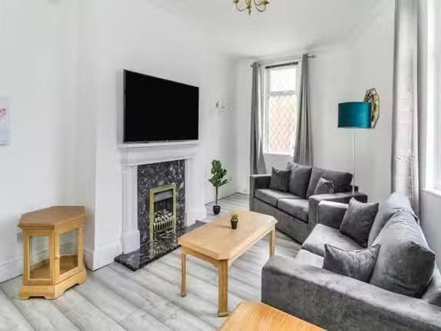 Apartment for rent in Cowley Hill, St Helens