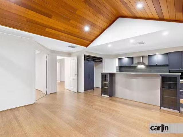 House for rent in Hammond Park, Western Australia