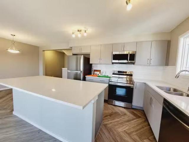 Condo for rent in Wedgewood, Alberta