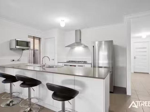 House for rent in Piara Waters, Western Australia
