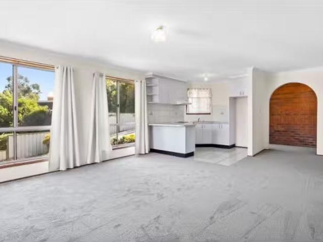 Condo for rent in Queanbeyan, New South Wales