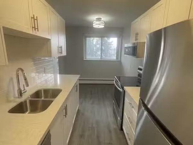 Condo for rent in Ancaster, Ontario