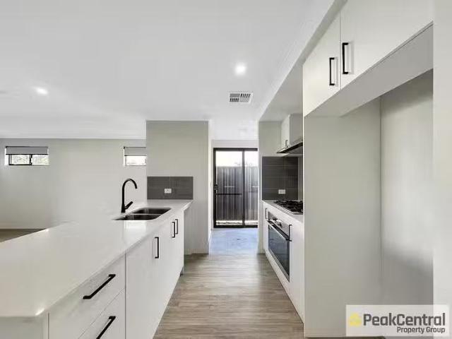 House for rent in Parklands, Western Australia