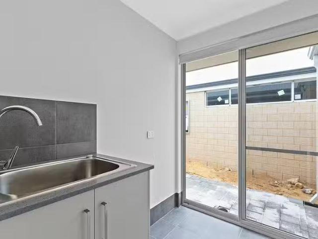 House for rent in Wellard, Western Australia
