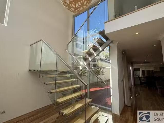 House for rent in Stirling, Western Australia