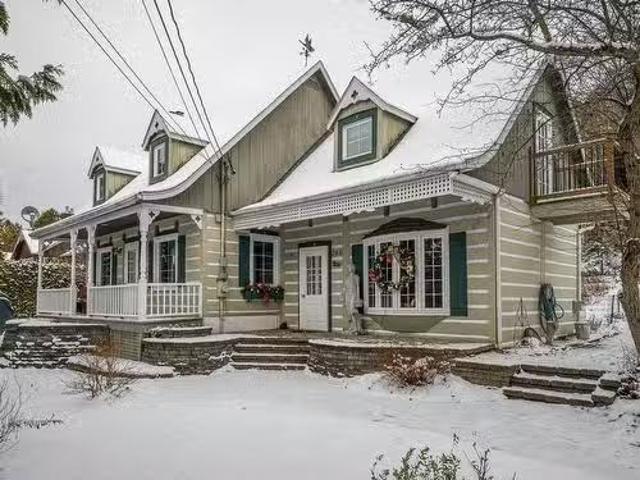 House for rent in Laurentides, Quebec