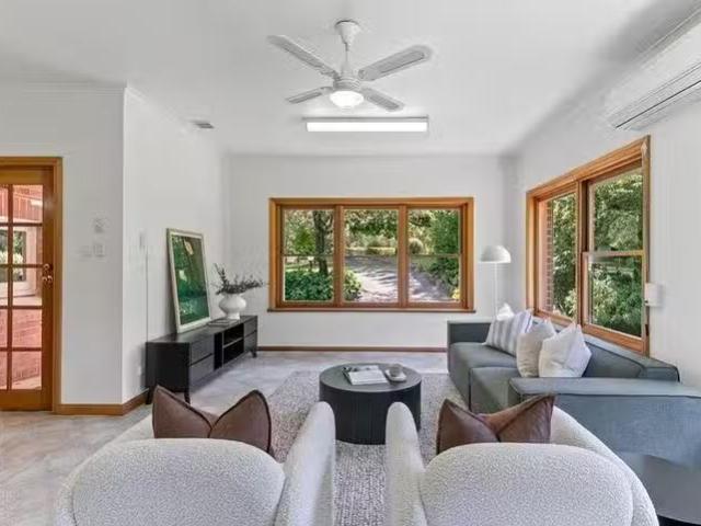 House for rent in Stirling, South Australia