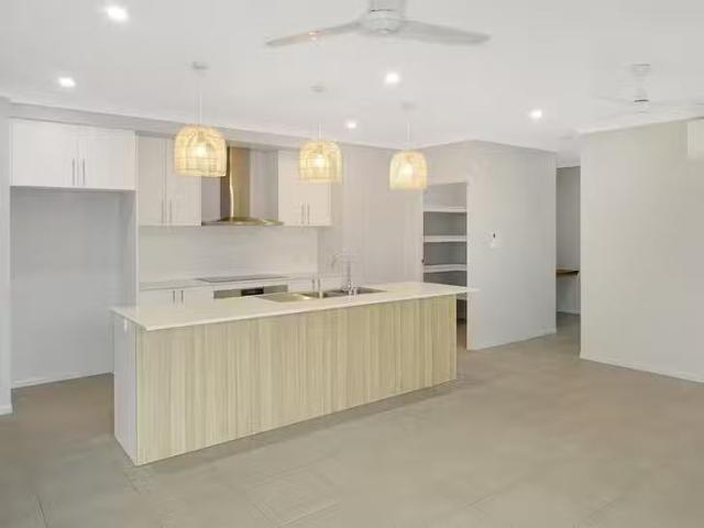 House for rent in Burdell, Queensland
