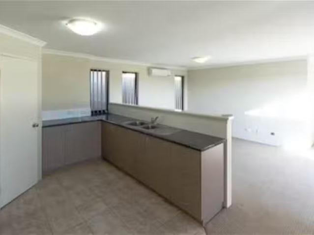 House for rent in Sinagra, Western Australia