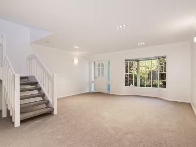 Condo for rent in Sydney, New South Wales