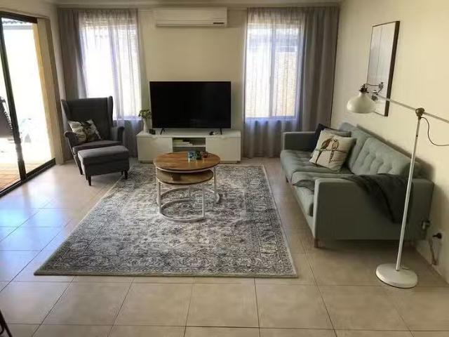 House for rent in Hocking, Western Australia