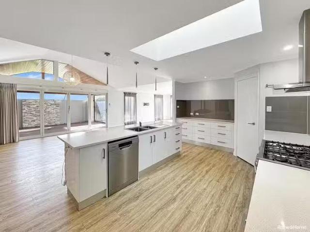House for rent in Warral, Western Australia
