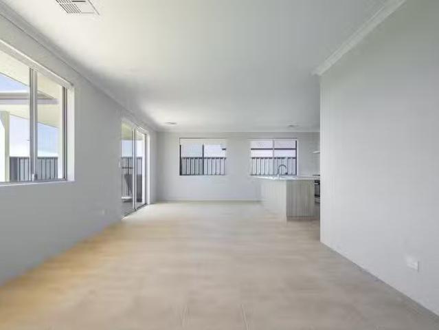 House for rent in Parklands, Western Australia