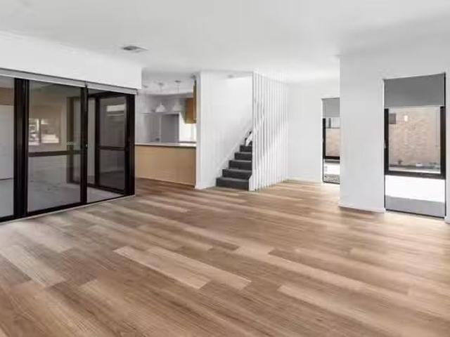 House for rent in Beckenham, Western Australia