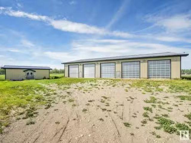 House for rent in Alberta