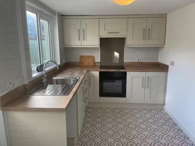 House to rent in Corry, Connacht