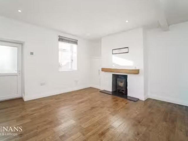 House for rent in Radbrook Green, Frankwell