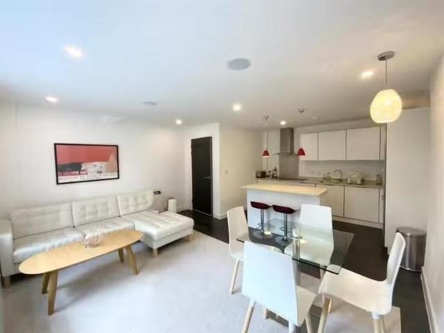 Apartment for rent in Cabbage Hall, Calderstones