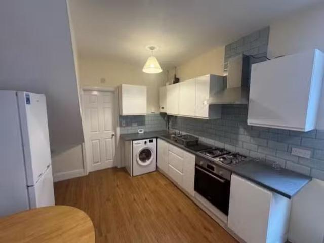 Apartment for rent in Falcon Lodge, Wales
