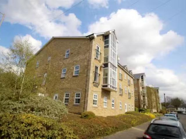 House for rent in Crossflatts, West Yorkshire