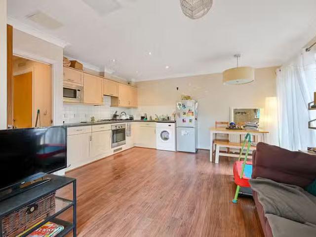 House for rent in Kingston Upon Thames, Greater London
