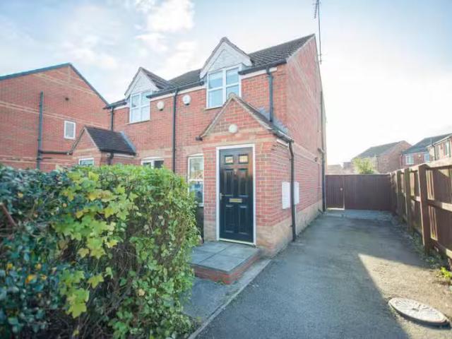 House for rent in Kingston Upon Thames, Greater London