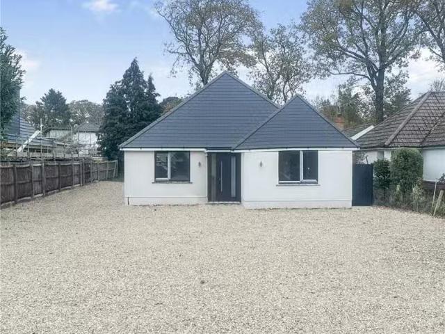 House for rent in Tricketts Cross, Ferndown