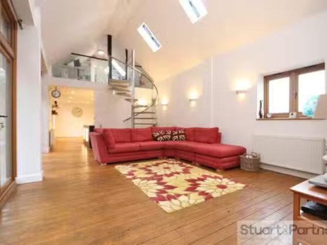 House for rent in Perryfields, West Sussex