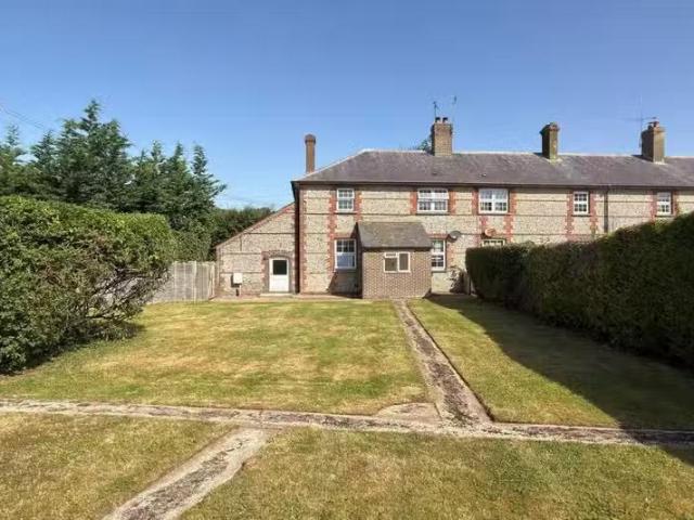 House for rent in Littlecote, West Sussex