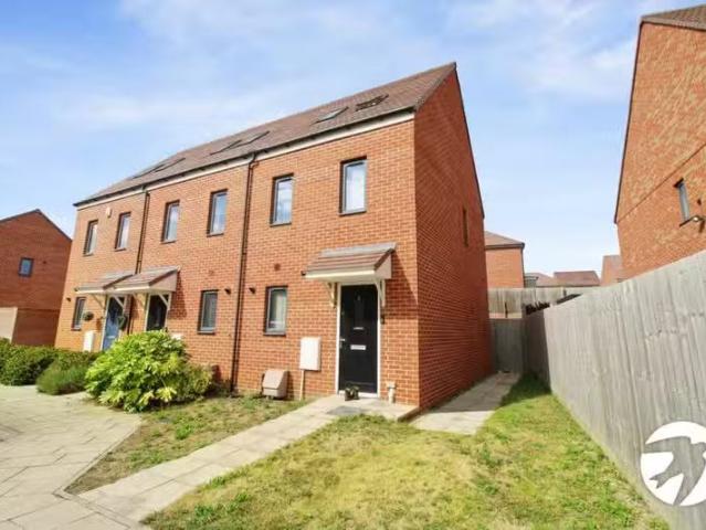 House for rent in Castle Hill, Monks Orchard
