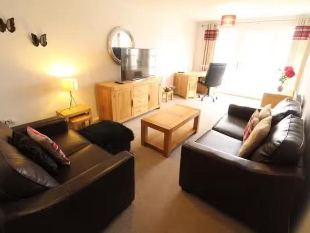House for rent in Ashgrove, Ballindoch