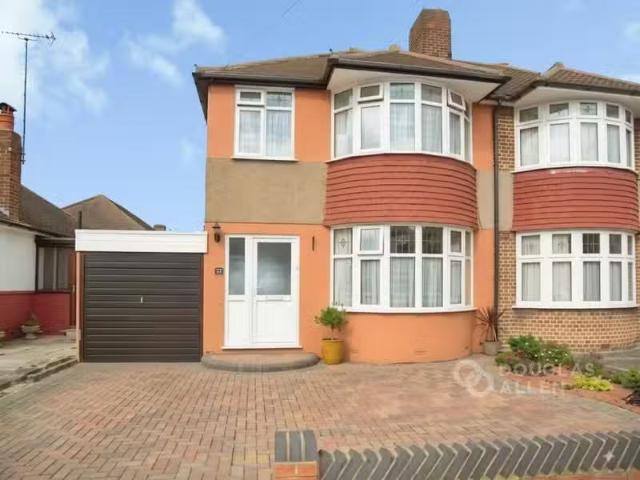 House for rent in Ilford, Greater London