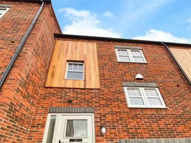 House for rent in Hartshill CP, Gun Hill