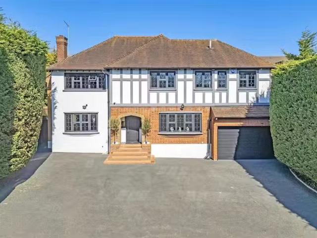 House for rent in Chigwell, Epping