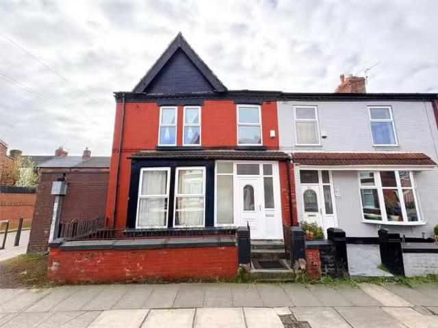 House for rent in Calderstones