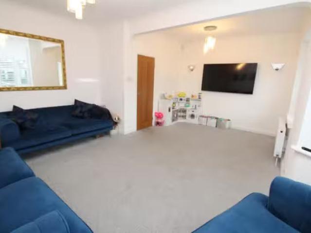 House for rent in Falconwood, Greater London