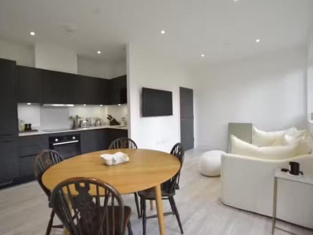Apartment for rent in Pilgrims' Hatch, Navestock Side