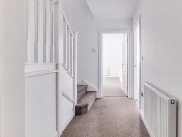 Apartment for rent in Parkgate, Parkgate